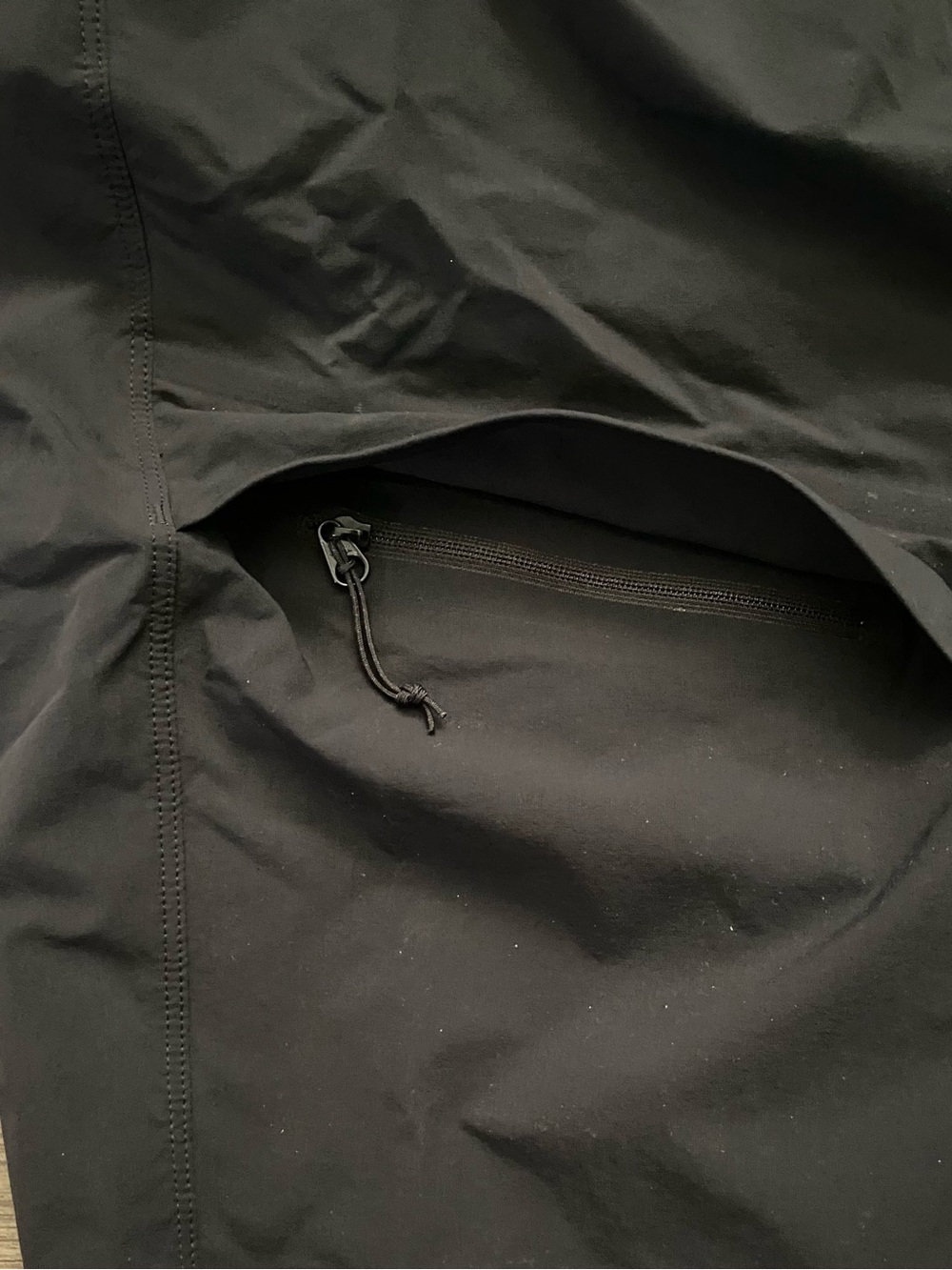 Arc'teryx Women's Sabria Black Hiking Athletic Shorts with Side Pockets - Picture 7 of 11
